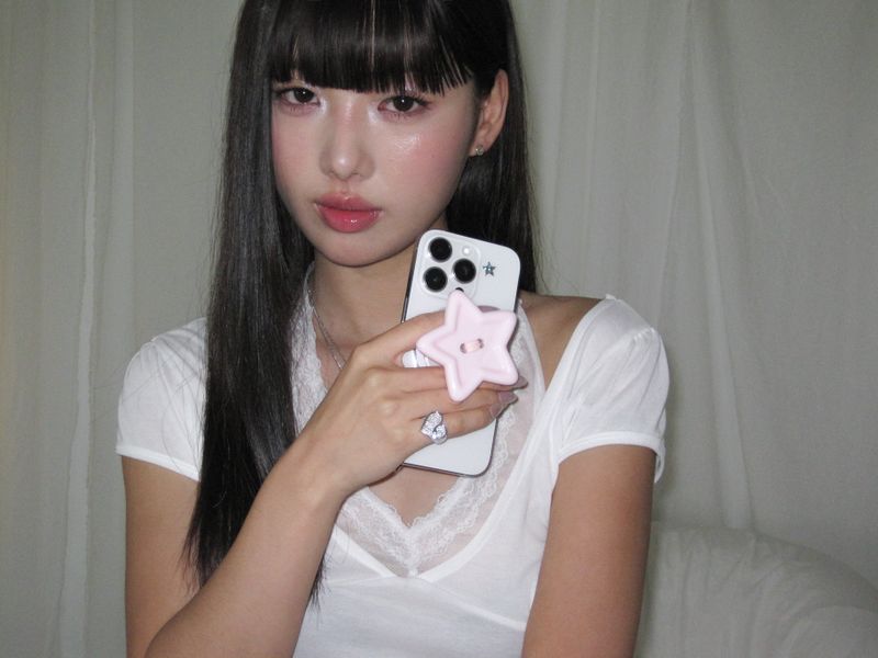 Strawberry milk candy button tok, Basic