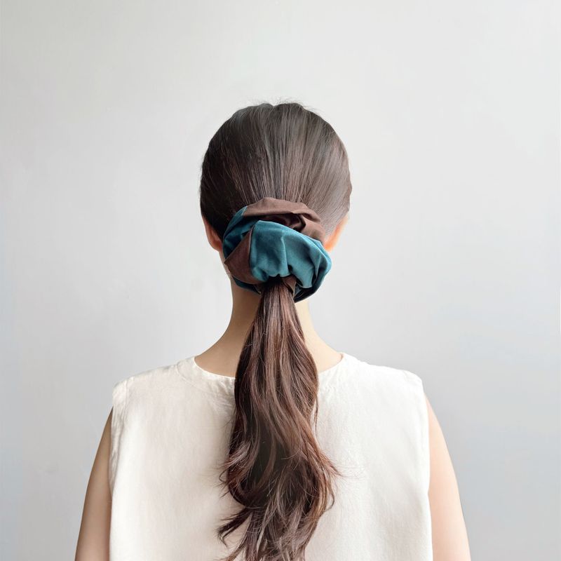 TWO-TONE SCRUNCHIE - 4 Colors