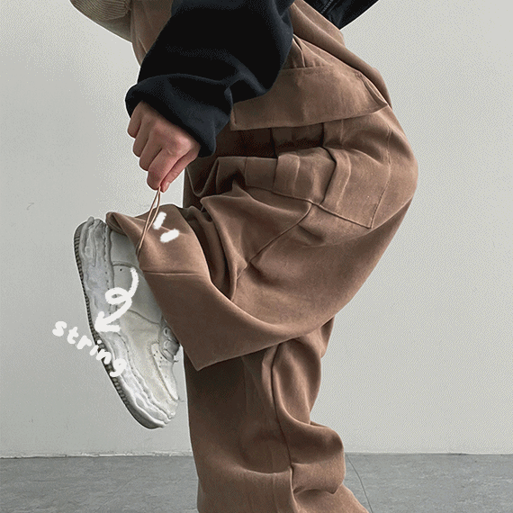hijjoo（ハイチュー）の「Perpitch Suede Pin Tuck Wide Cargo Pants（Pants）」