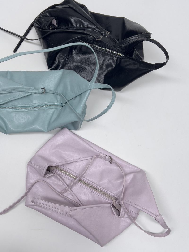 Branco Strap Shoulder Bag
