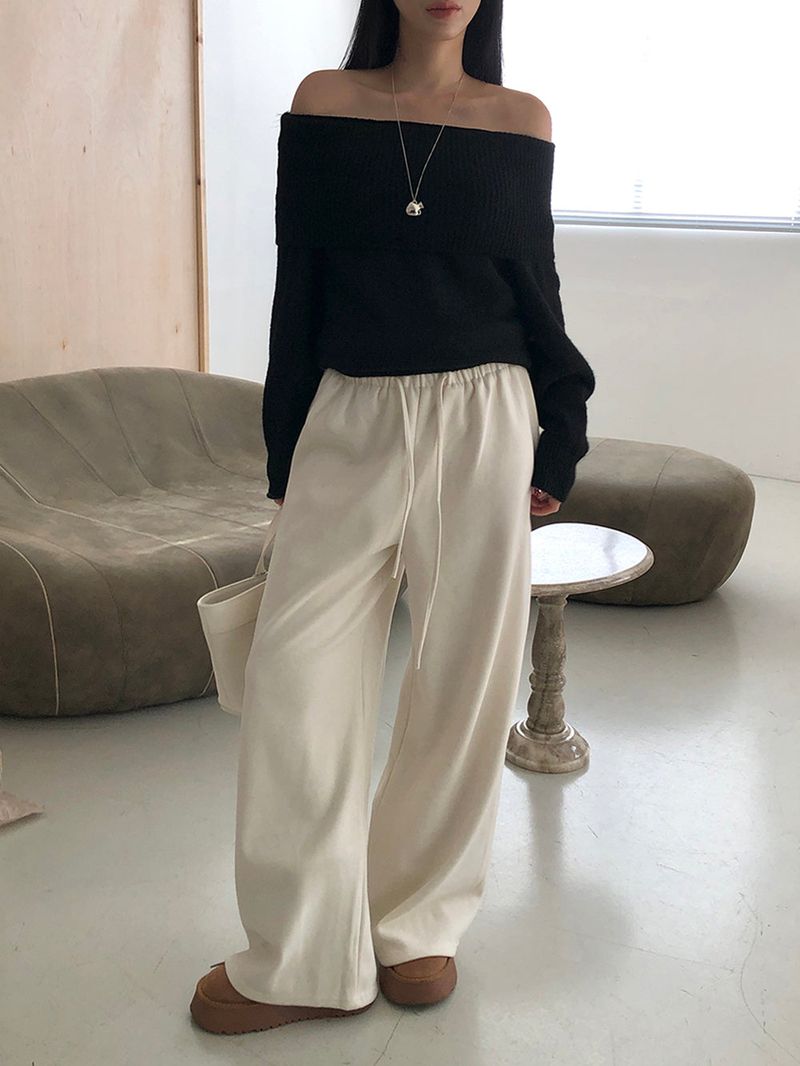 [MADE] Endelin Wool Off-Shoulder Knit