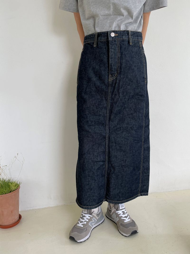 Arco iris（アルコイリス）の「Modest indigo denim skirt（Skirts）」