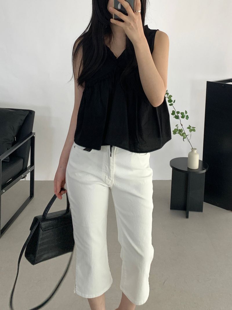 Devco Frill Sleeveless Blouse