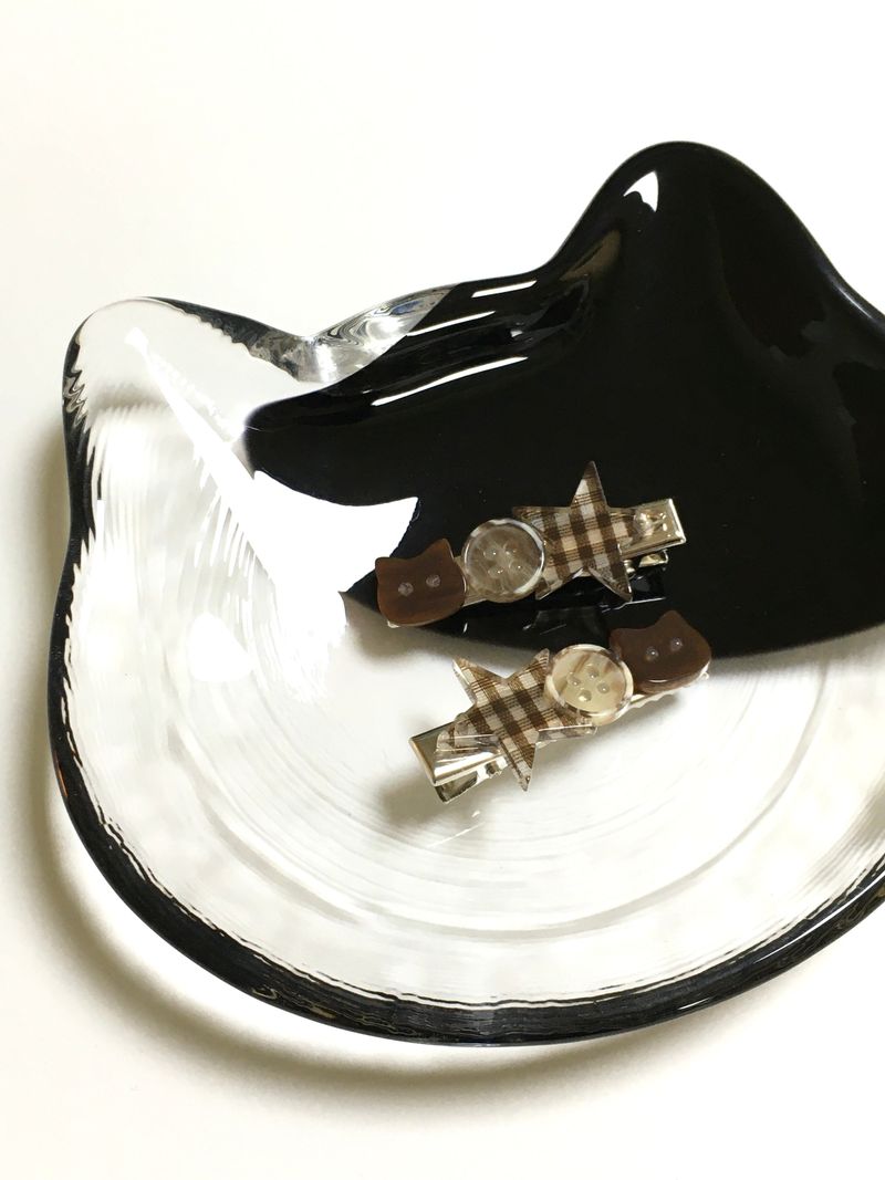 Choco cat hairpin