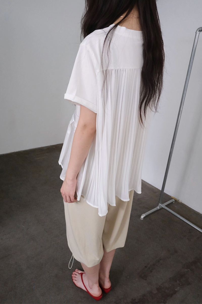 unbalance pleats T (2c)