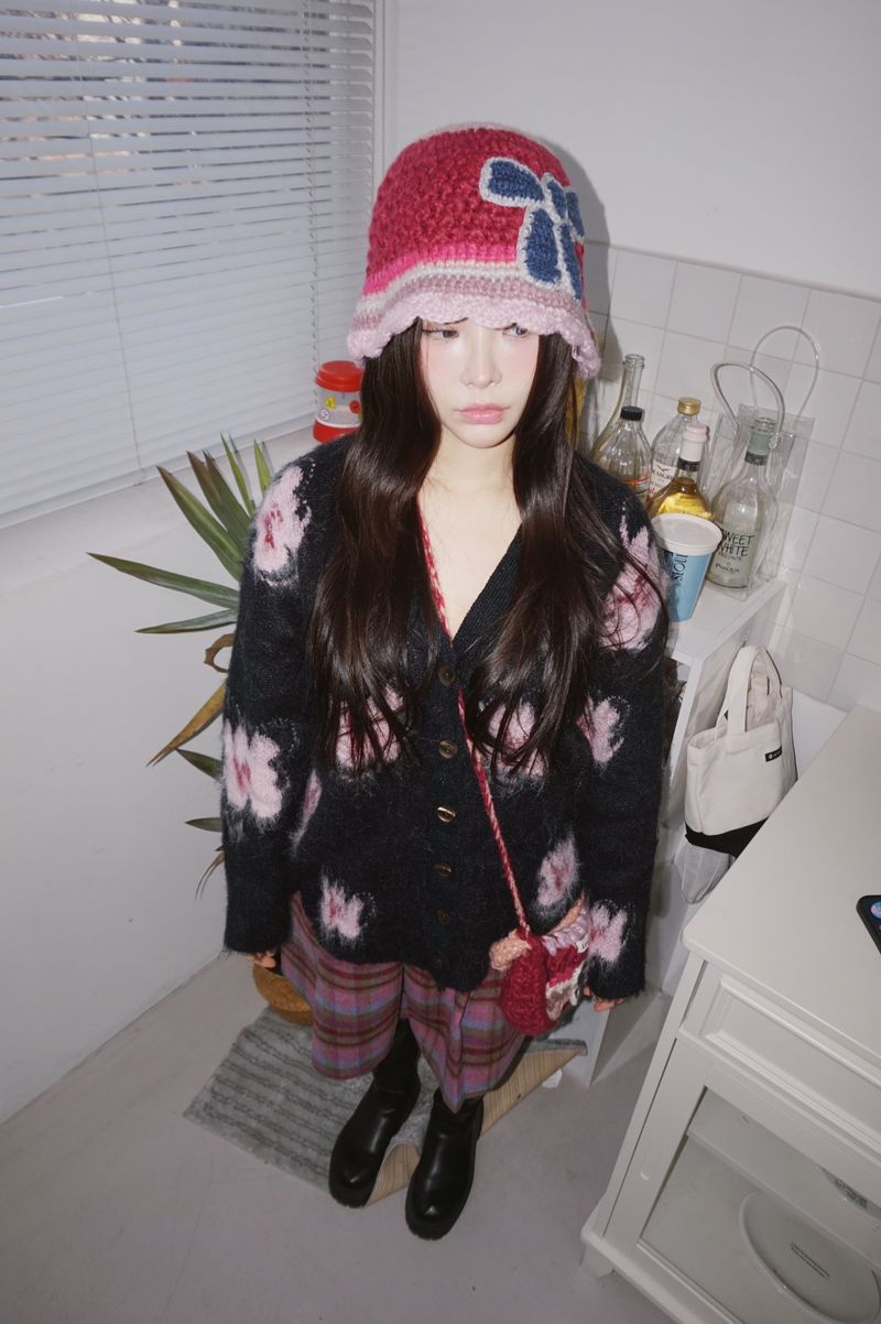 Hot Pink Knit Flower Bunk Hat & Bag Set 2