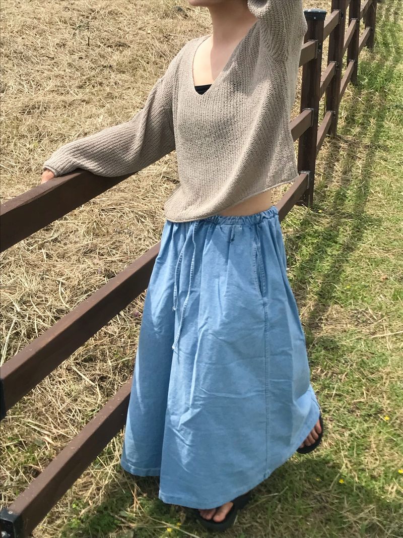 Dense V neck knit