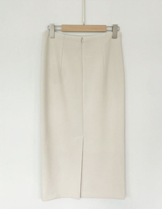 Teru Slit H-Line Skirt