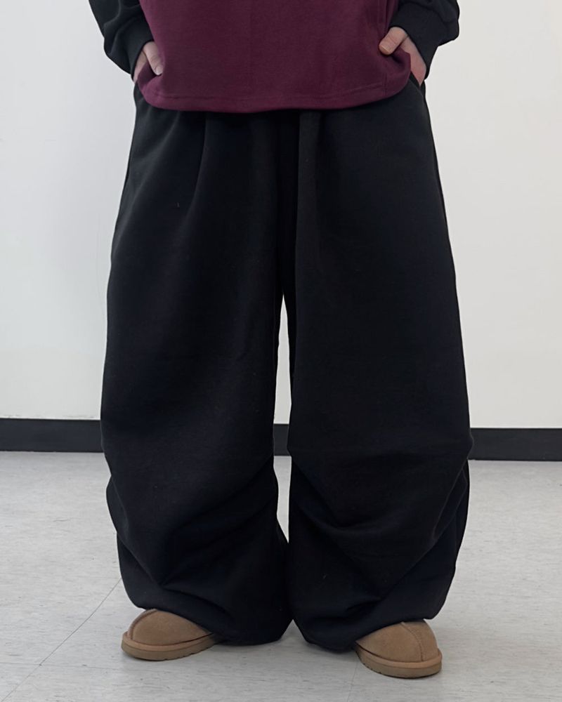 Grace Two-Tuck Sweat Pants