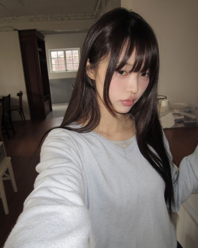 Pruel Basic V-Neck Knit