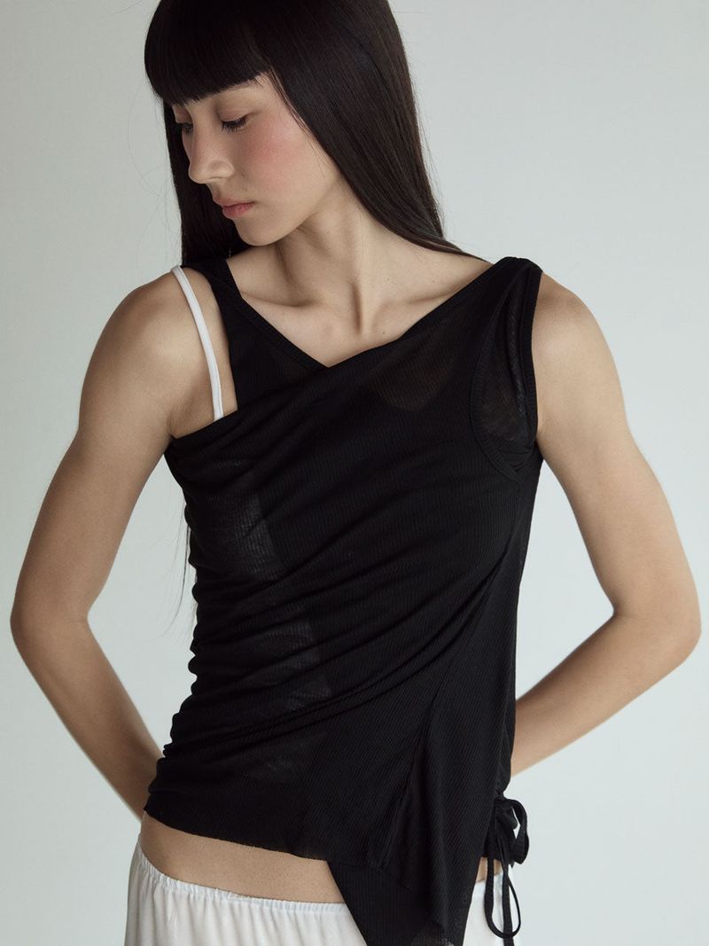 visus（ビスス）の「Layered Sleeveless Top_Black（Tops）」
