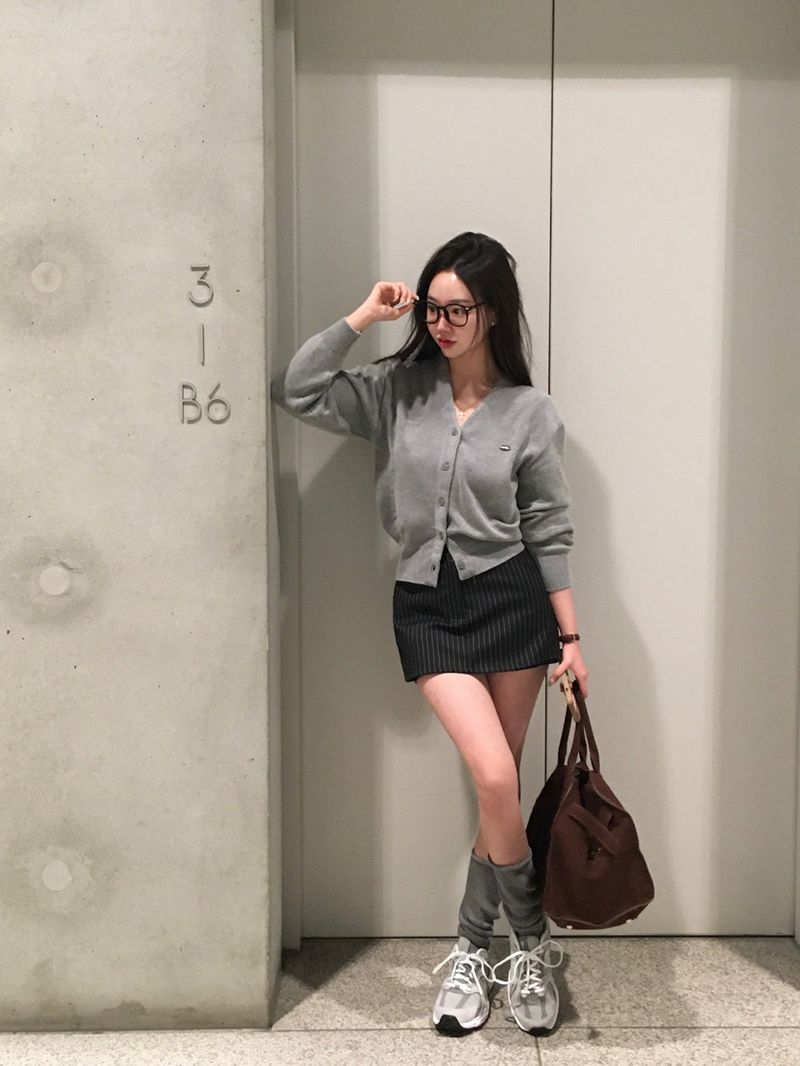 [bellide made] Merlin, Pendant V-neck Cardigan