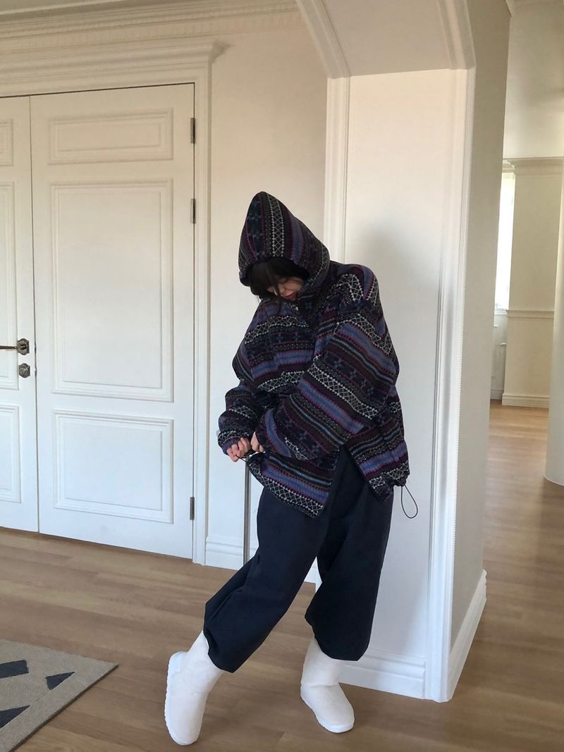 Euclid pattern hood zip up
