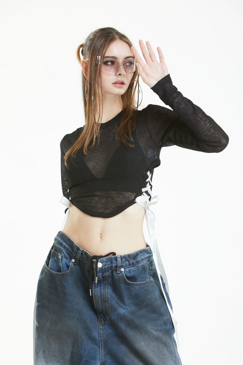 サイドリボンTシャツ