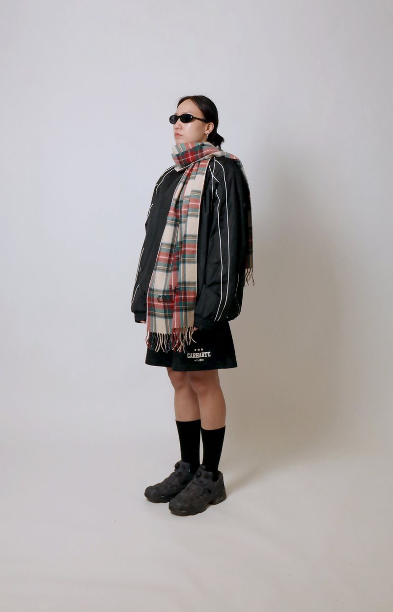 INNEQ（イネク）の「C&Mマフラー チェック ホワイト（ファッション小物）」