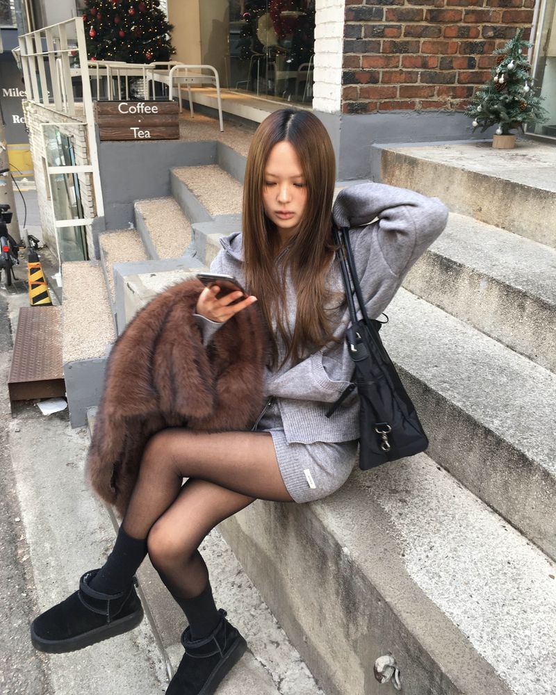 Grey knit hood jumper set