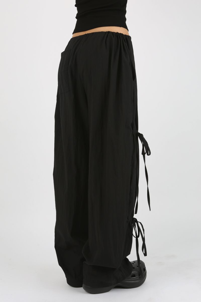 MAYA STRING PARACHUTE PANTS