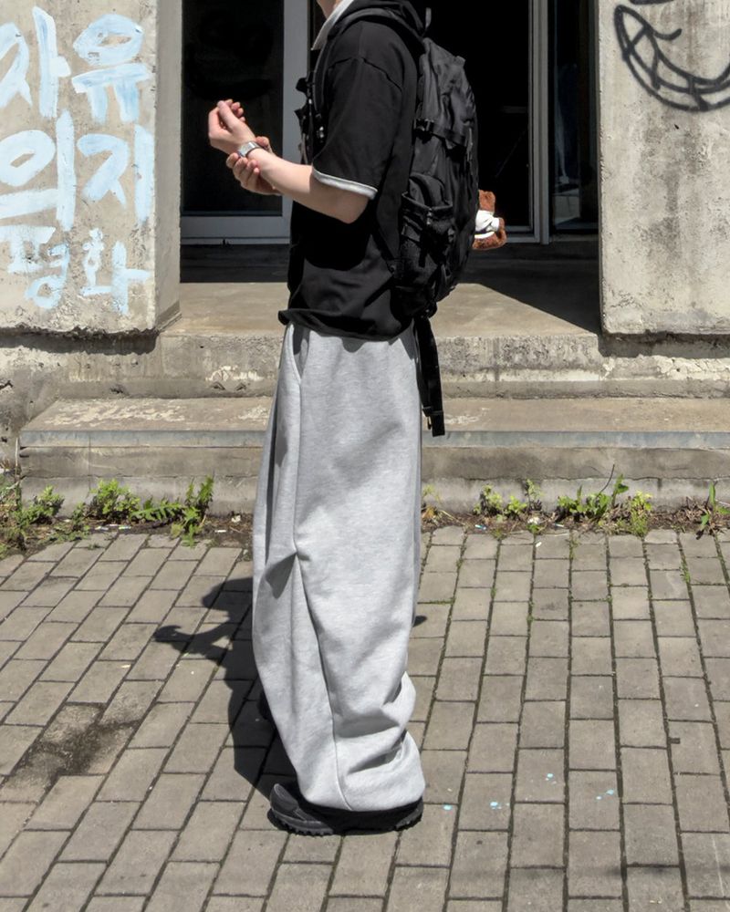Roven Pintuck Curved Sweat Pants