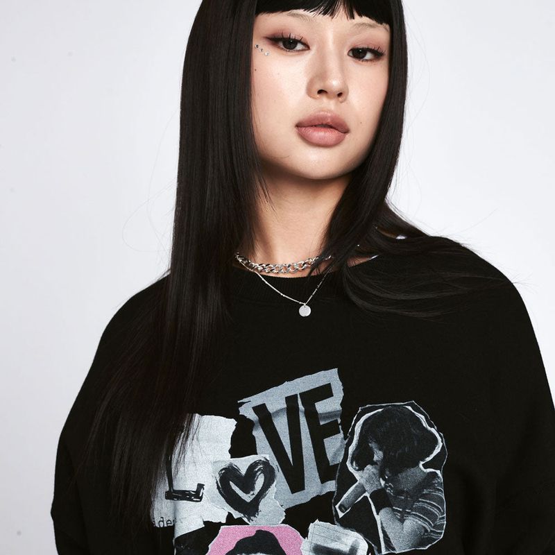 LOVE letter Sweatshirt [2 Color]
