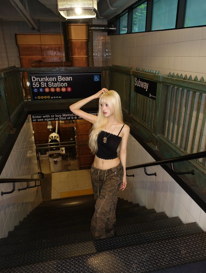 black lace cropped sleeveless