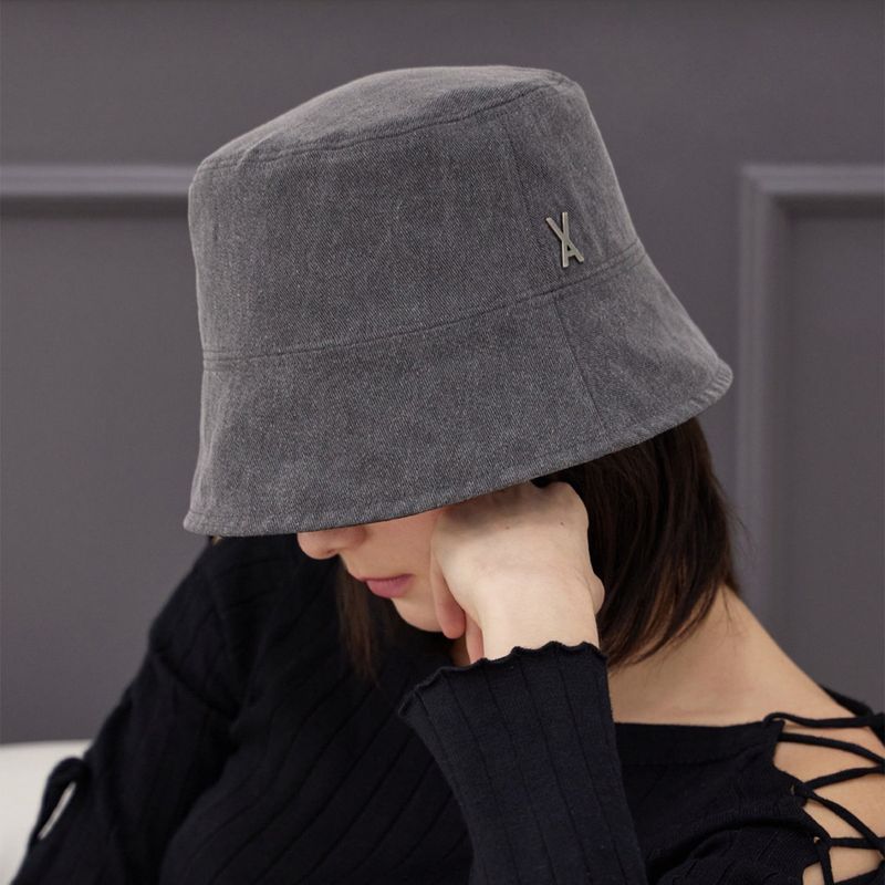 VA Stud Pigment Bucket Hat / Black