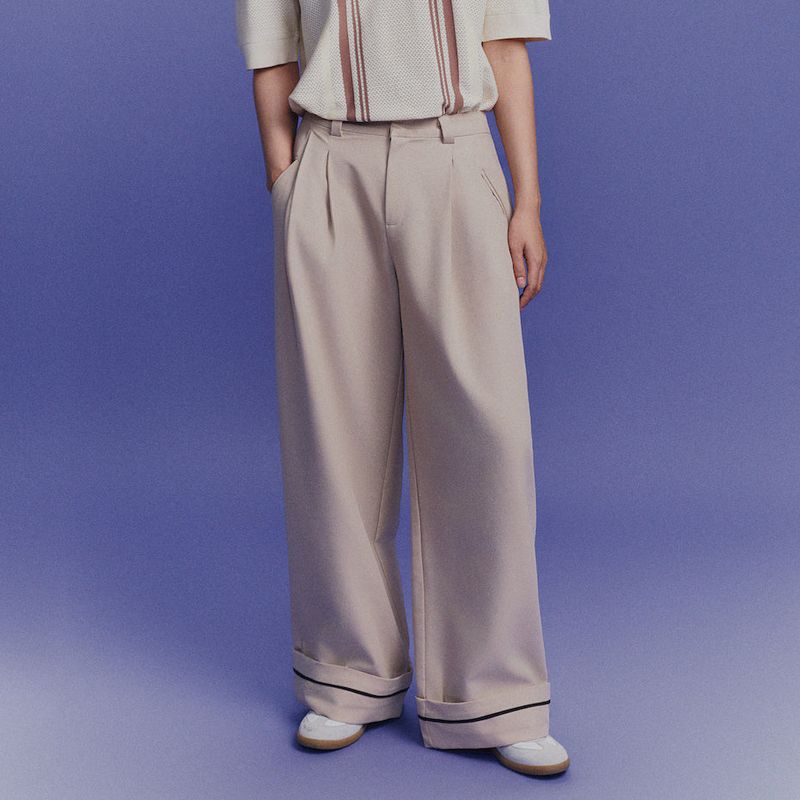 DVRK（ダーク）の「DVRK PRIVÉ DOUBLE PLEATED WIDE-LEG PANTS - CREAM（Pants）」