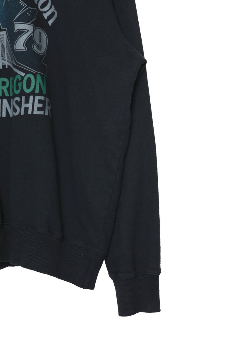 NYC Apple sweatshirt