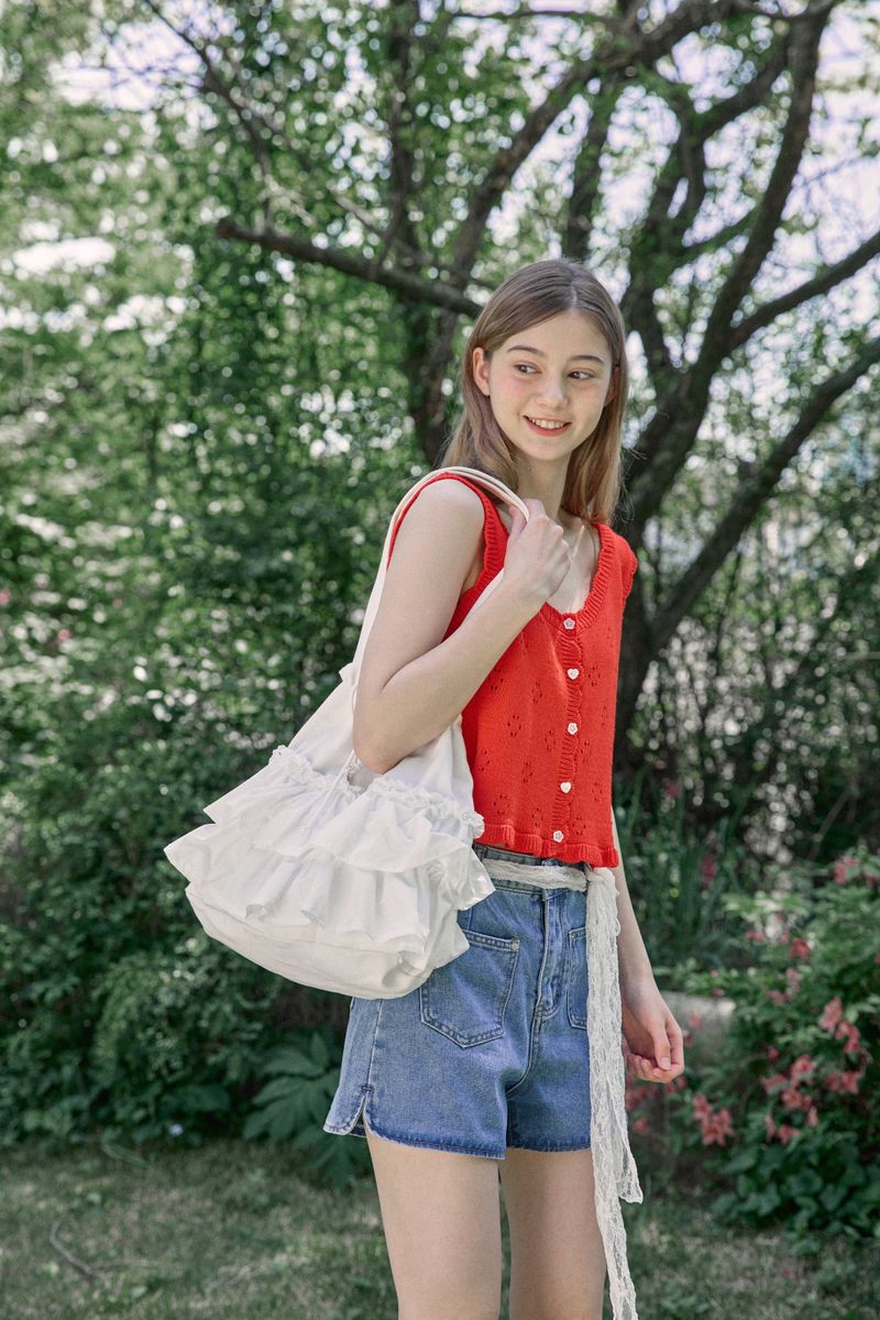 FRILL PUNCHING KNIT VEST (2 COLORS)