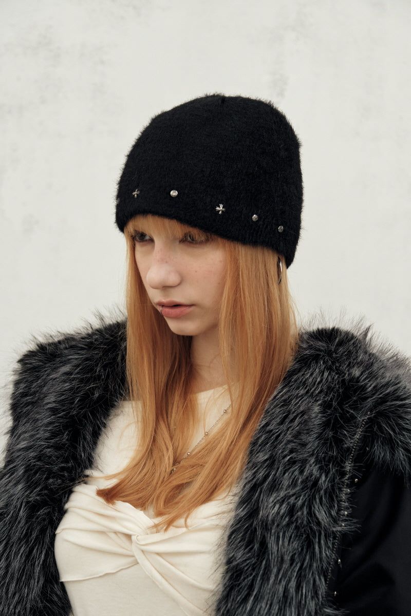 ey cr beanie (black)