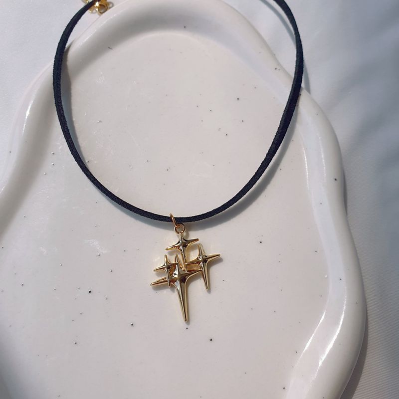 aimelbie（アイメルビー）の「スパークルスパークルチョーカーネックレス - Gold Color（アクセサリー）」