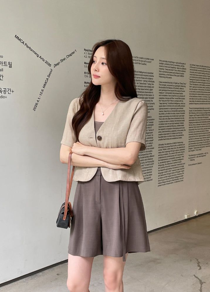 Koren V-neck Linen Short Sleeve Jacket
