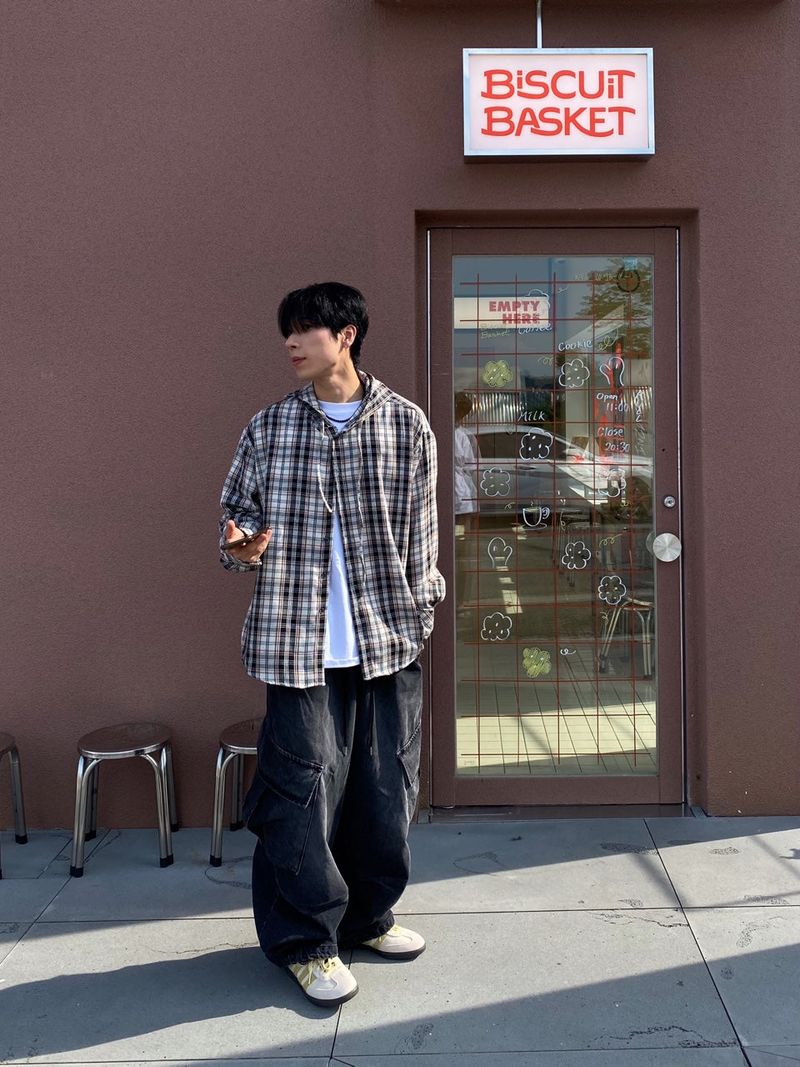 diagonal Washing balloon cargo denim pants 2C
