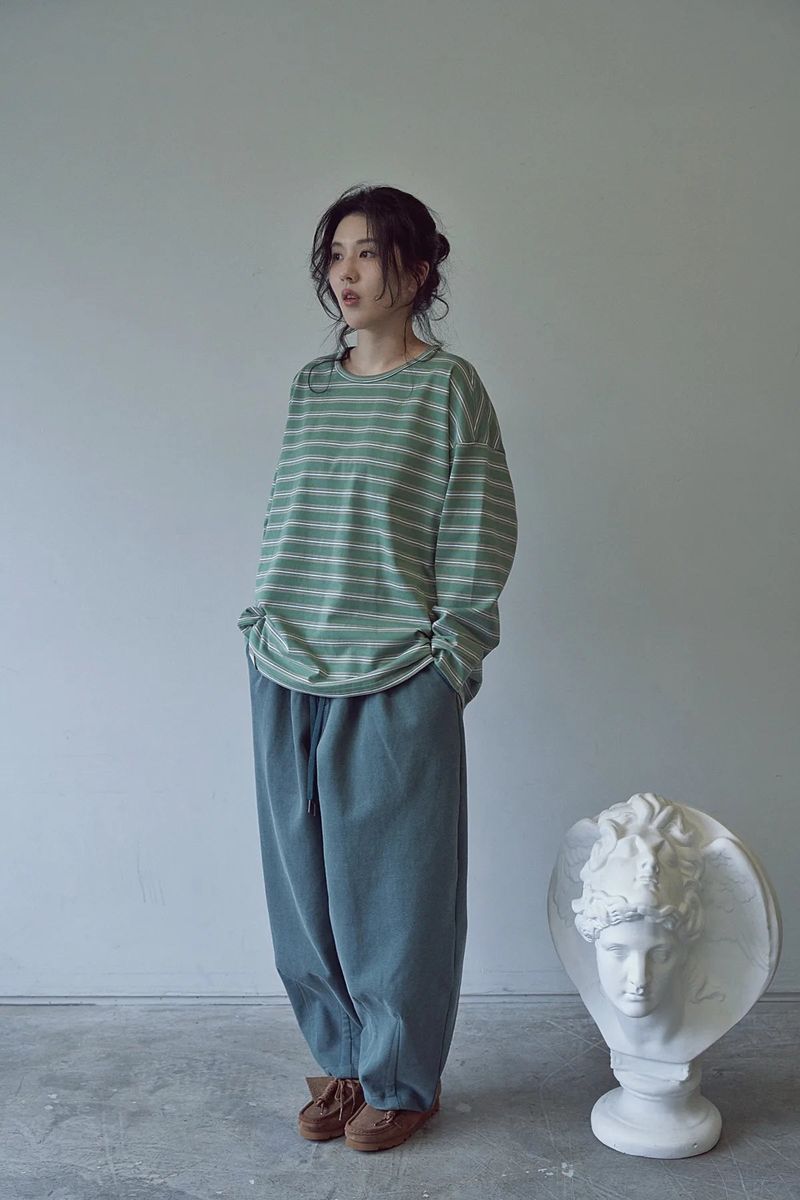 STRIPE BINDING-NECK BOX TEE (Sage Green)