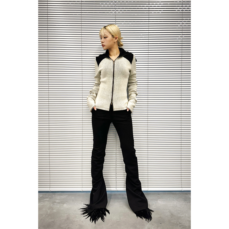 HIGH-NECK ZIP-UP: OFF-WHITE