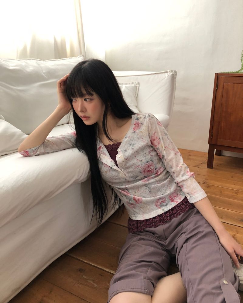 Tilt Roll-Up Capri Pants