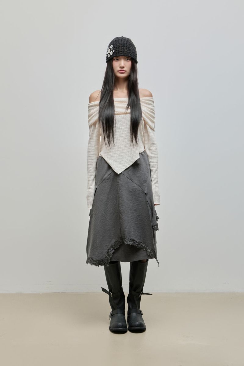 Cowl-neck Open Shoulder Tee_Ivory