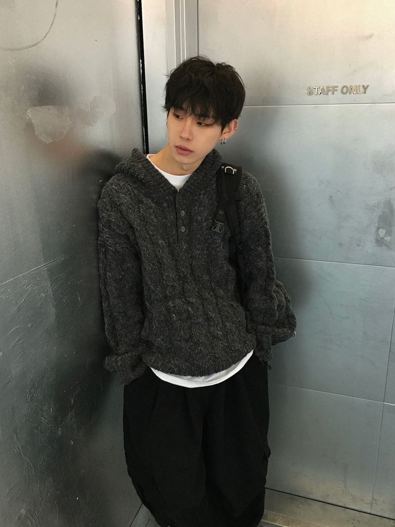 Wit Twisted Henley Neck Hooded Knit 3C