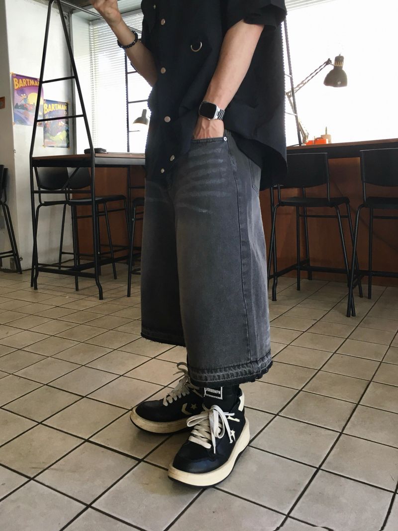Brush Cutting Bermuda Denim Pants 2C