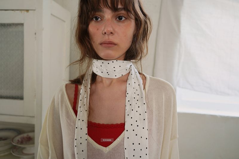 Button v-neck knit_ivory