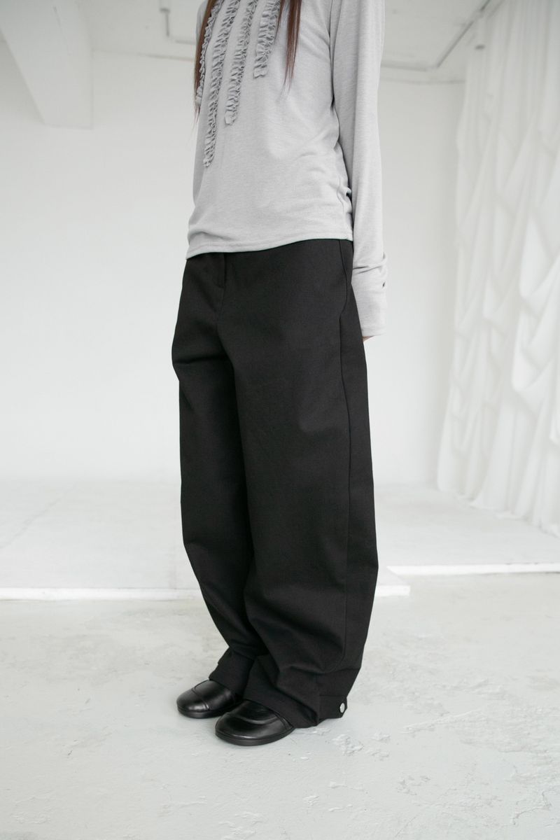 omoosoohy（オムスヒ）の「cotton curve balloon pants(2colors)（Pants）」