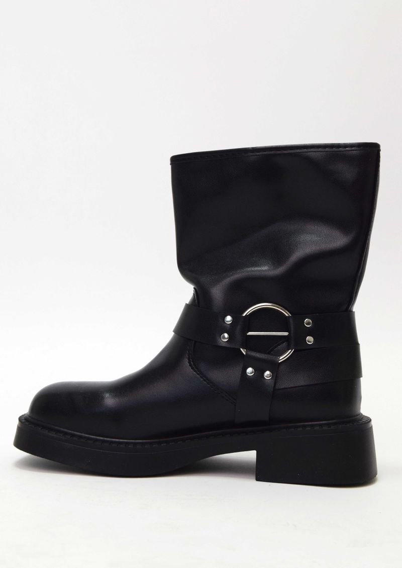chain mid-calf boots