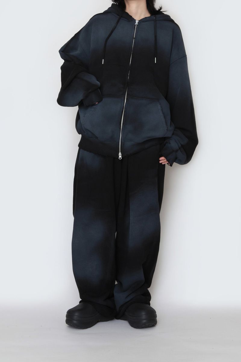 Spray washed hood zip-up