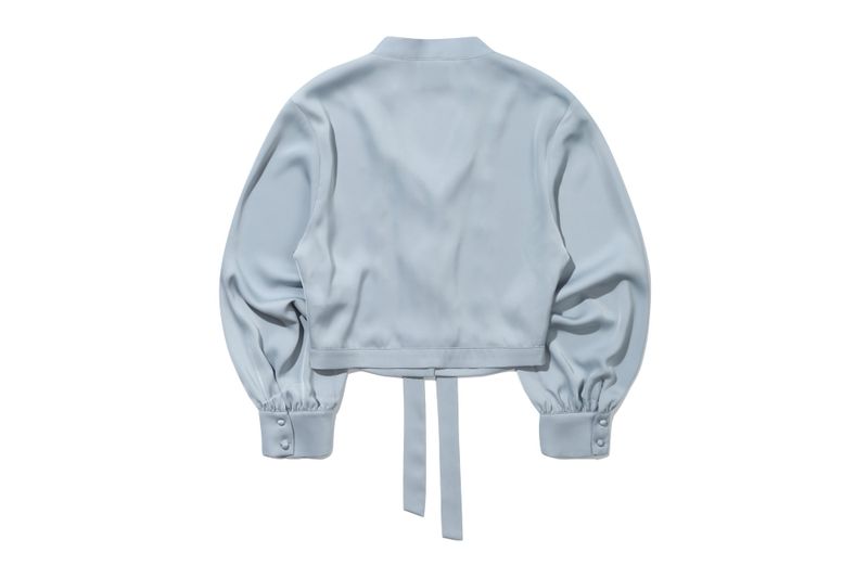 BELL SLEEVE TIE BLOUSE