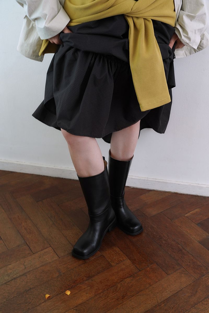 Silly frill dress_check