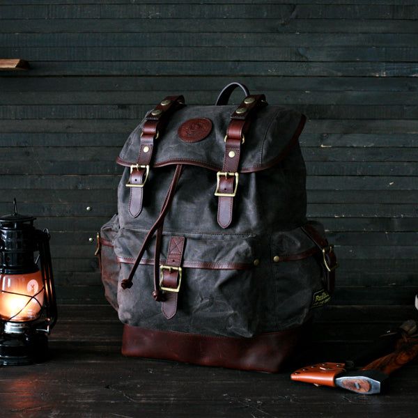 BUILFORD（ビルフォード）の「Classic Backpack Dark Tan（Bags）」