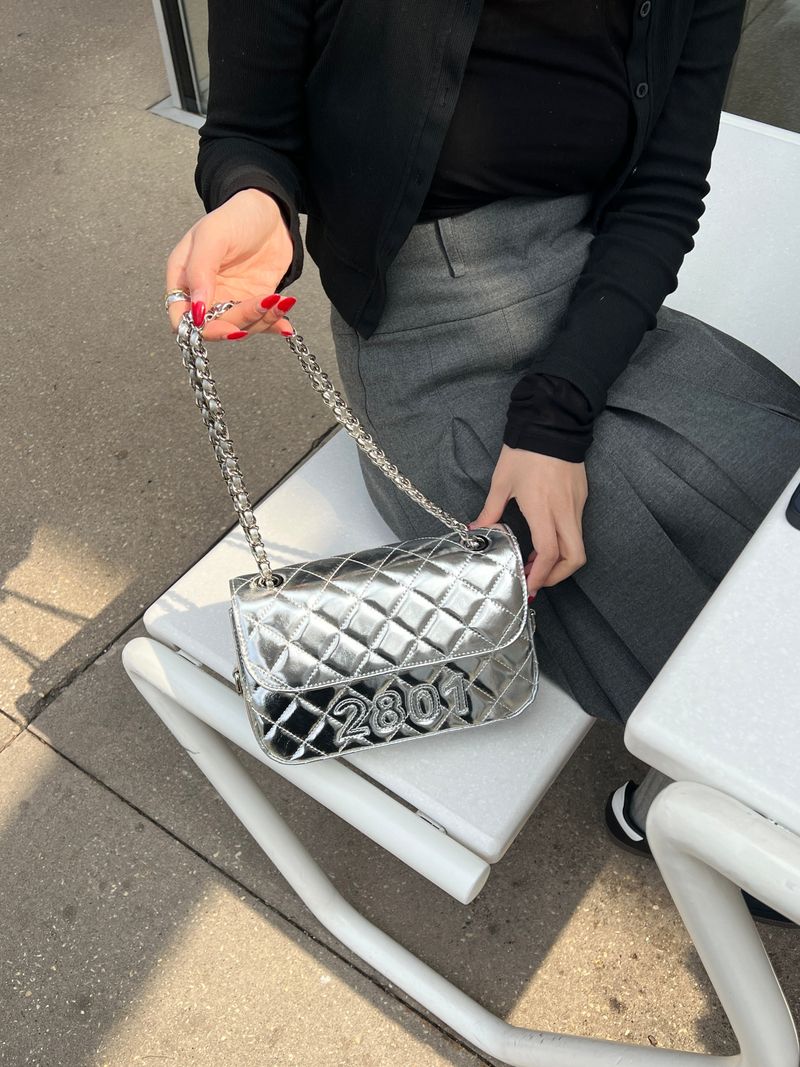 2801 shoulder bag