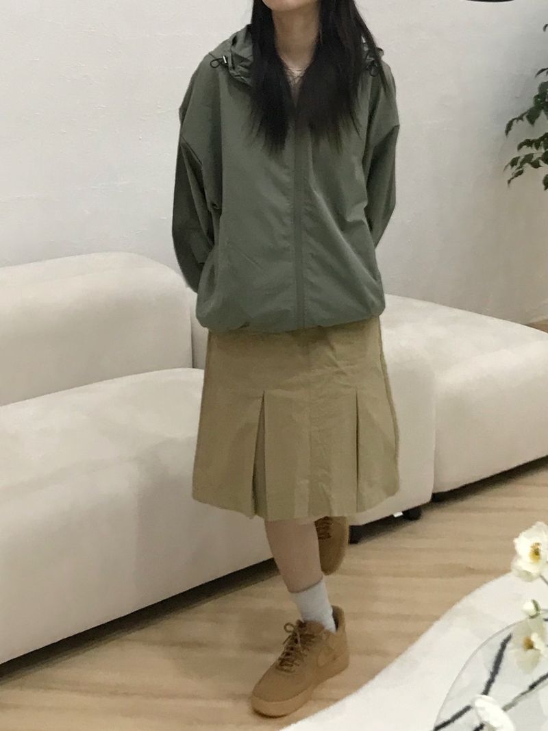 Dixie set up windbreaker
