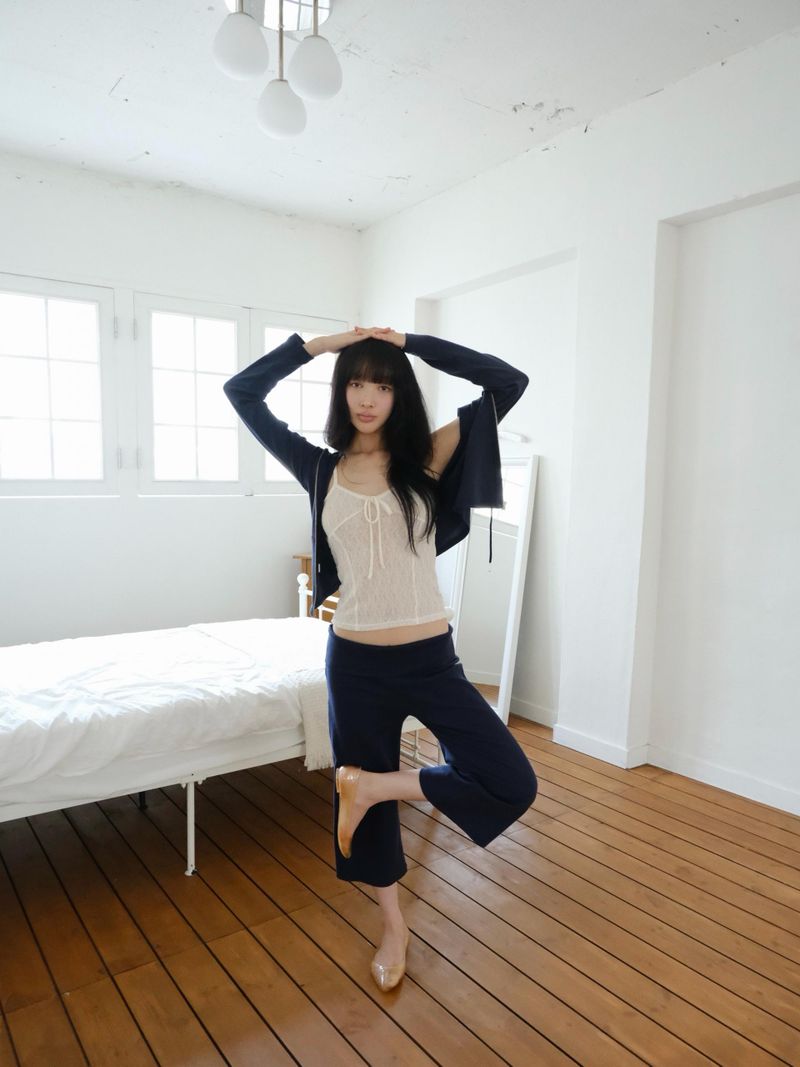 soft slim hoodie