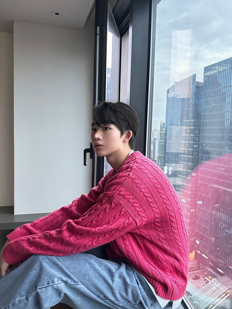 lemenne（ルメンヌ）の「LMN Life Semi Oversized Fit Twisted Round Knitwear (5 colors)（Tops）」