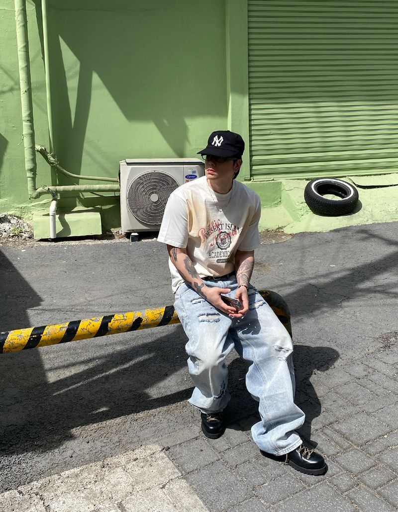 No.1726 T damage light denim PT